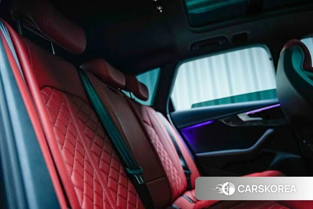 Audi S4 2024 Черный из Китая, фото 2