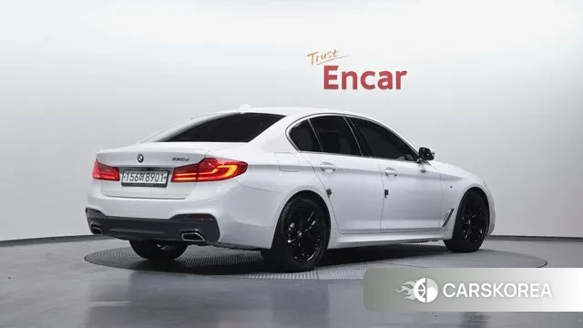 BMW 5 Series (G30) id 3504947 из Кореи 12