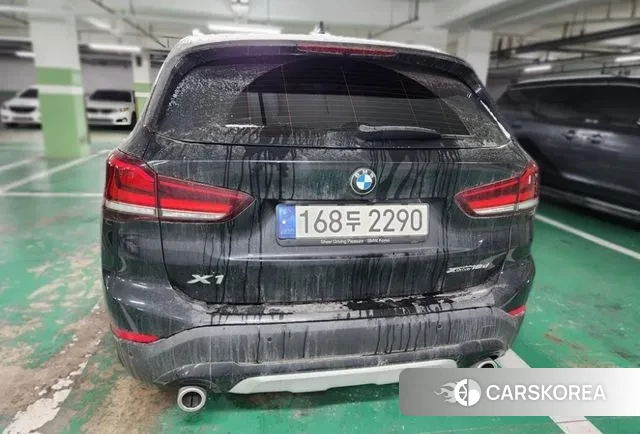 BMW X1 (F48) 2021 Черный из Кореи, фото 3