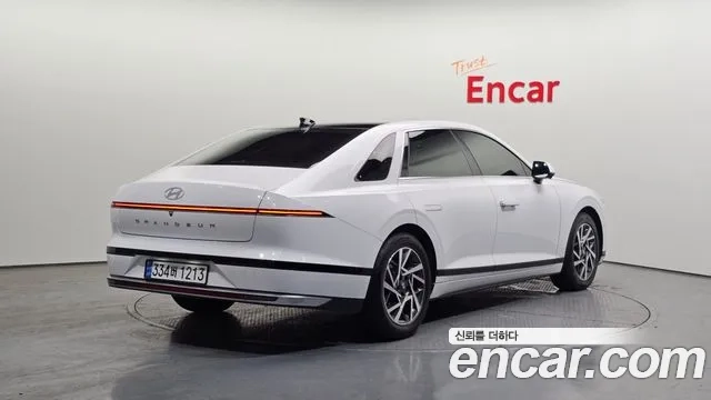 Hyundai Grandeur (GN7) id 2910220 из Кореи 12