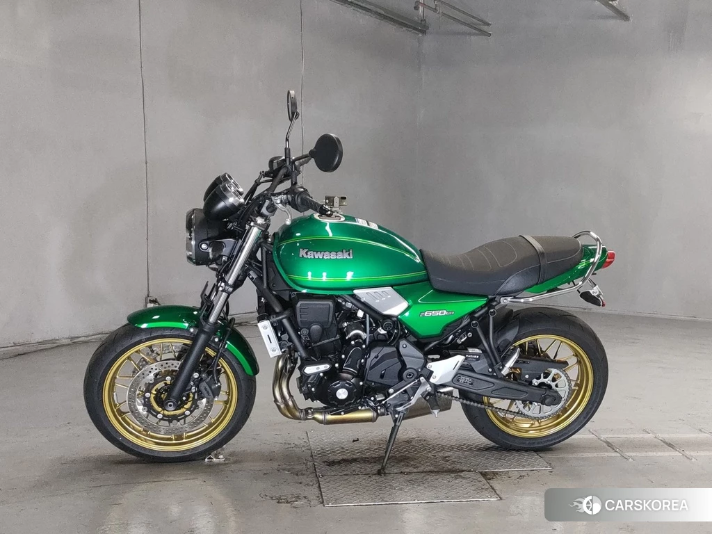 Проданный Kawasaki Z650RS 2023 из Японии, фото 2