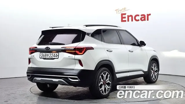 Kia Seltos id 2484109 из Кореи 12