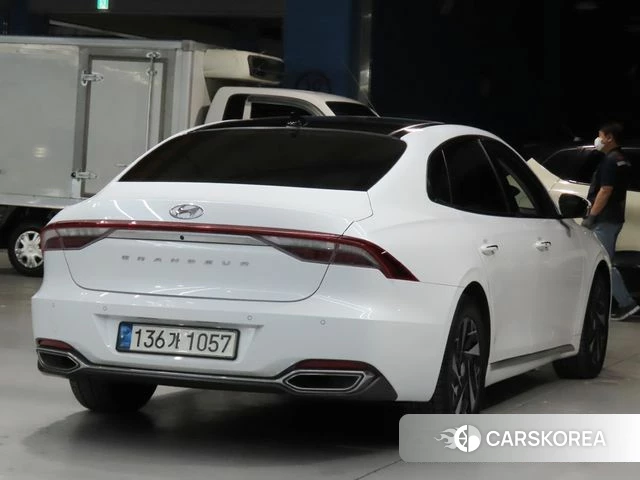 Hyundai The New Grandeur IG Hybrid id 4887308 из Кореи 12