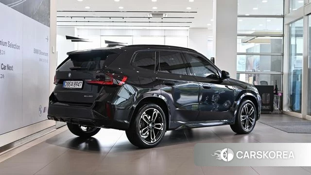 BMW X1 (U11) id 4441511 из Кореи 9