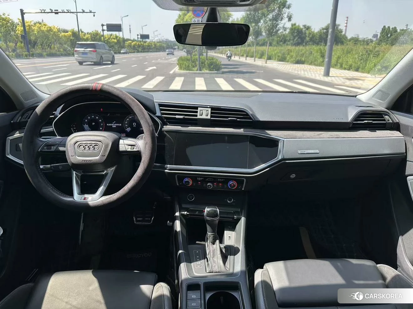 Audi Q3 Sportback 2020 Зеленый из Китая, фото 2