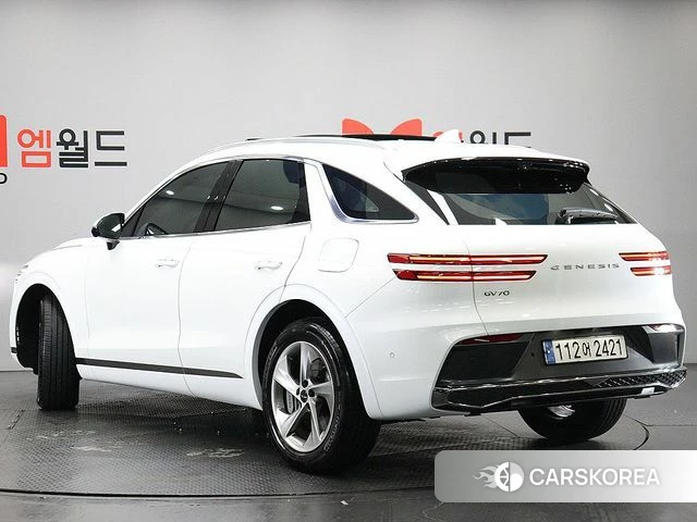 Genesis GV70 2024 Белый из Кореи, фото 2