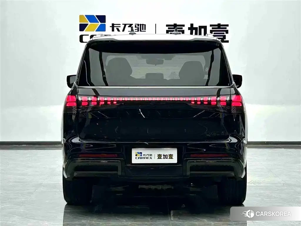 Infiniti QX80 id 4577475 из Китая 12