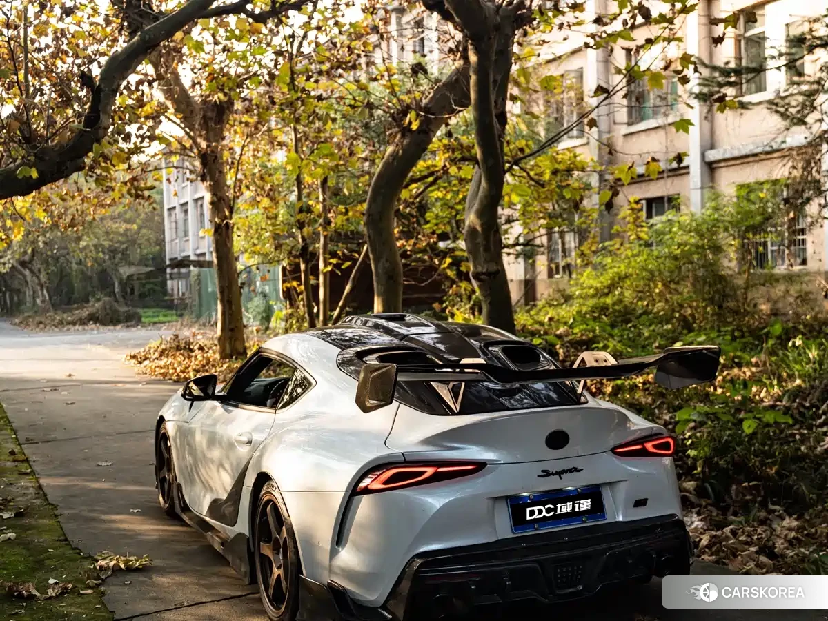 Toyota Supra 2022 Silver/gray из Китая, фото 2