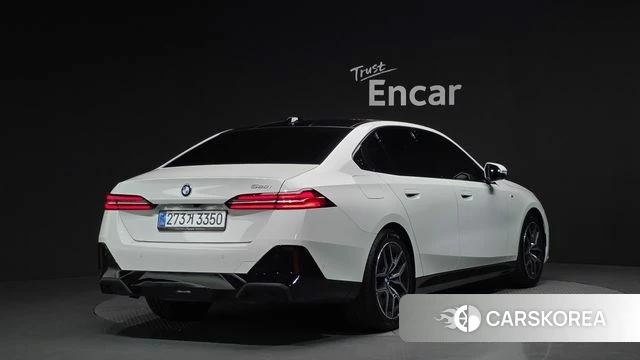 BMW 5 Series (G60) id 4487807 из Кореи 12