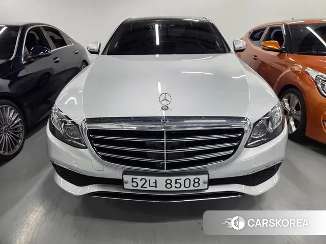 Mercedes-Benz E-Class W213 2019 Серебряный из Кореи, фото 2