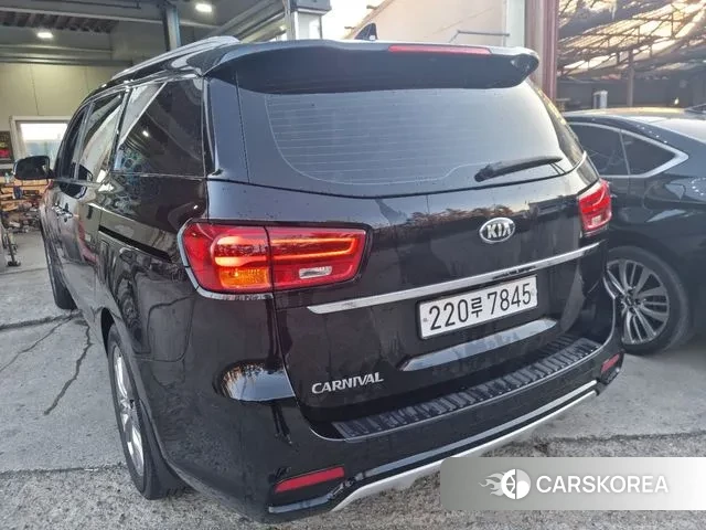 Kia The New Carnival id 3350790 из Кореи 10