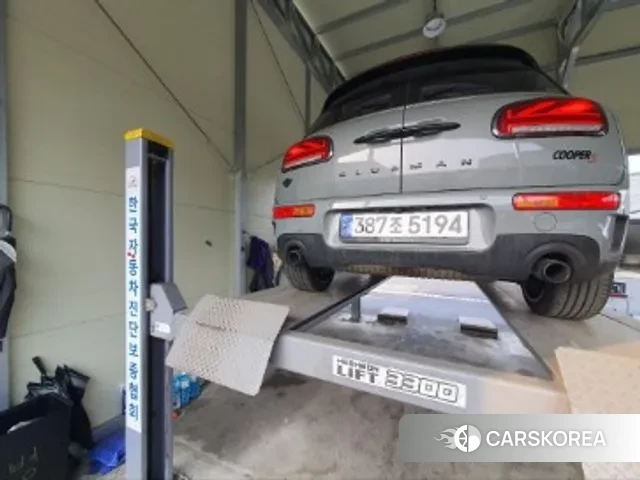 Mini Cooper S Clubman 2022 Серебристо-серый из Кореи, фото 2