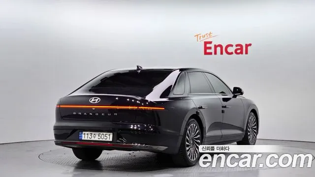 Hyundai Grandeur (GN7) id 2607016 из Кореи 12