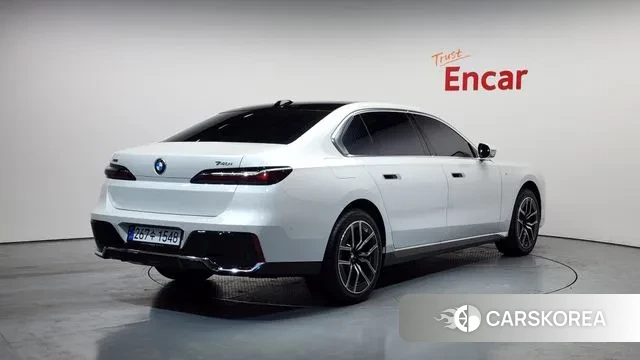 BMW 7 Series (G70) id 3679567 из Кореи 12