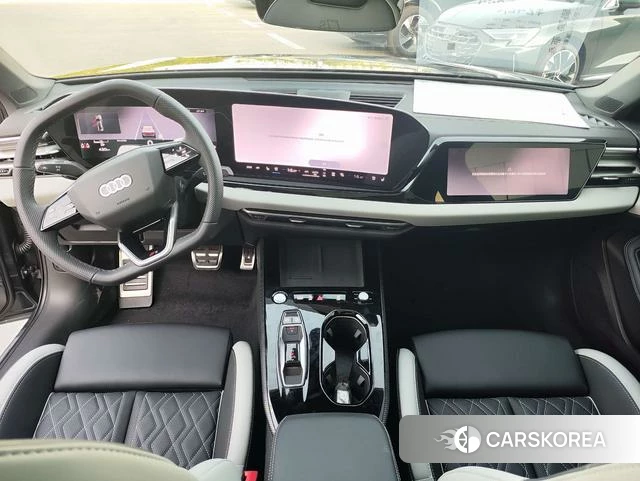 Audi A5L id 4335110 из Китая 9
