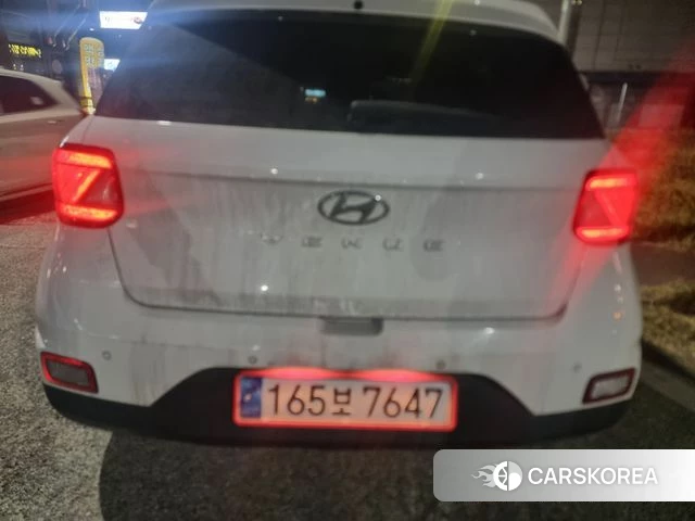 Hyundai Venue 2021 Белый из Кореи, фото 2