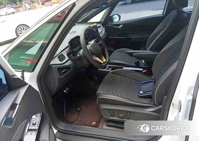 Volkswagen ID.3 2023 Белый из Китая, фото 2