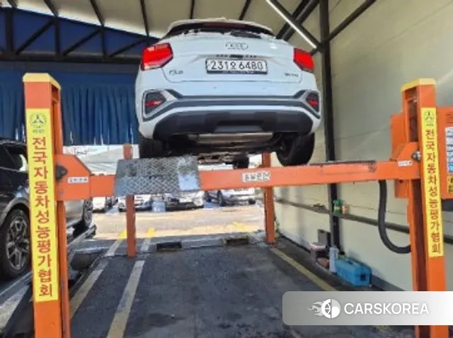 Audi Q2 2023 Белый из Кореи, фото 2