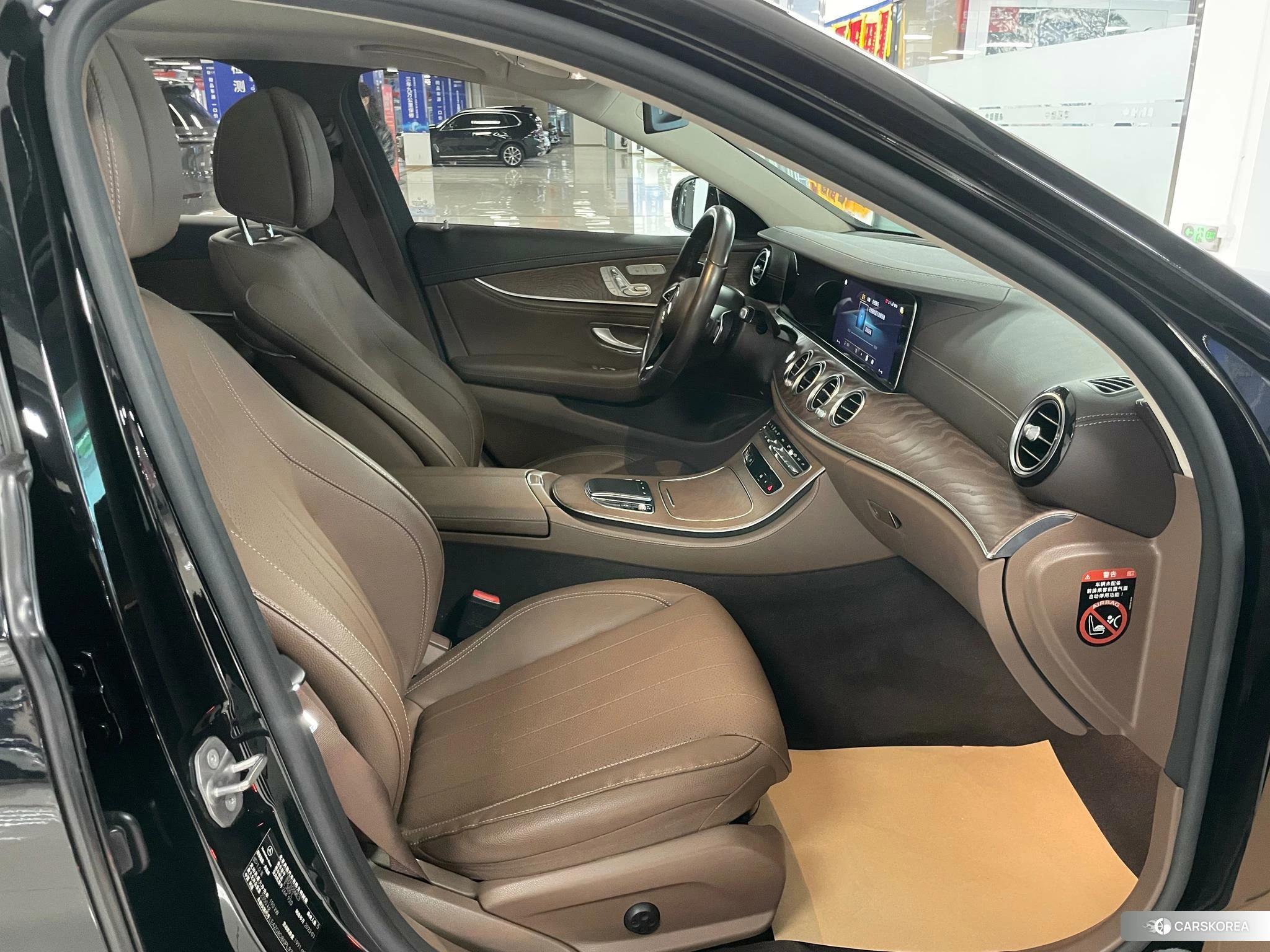 Mercedes-Benz E-Class id 4504716 из Китая 12