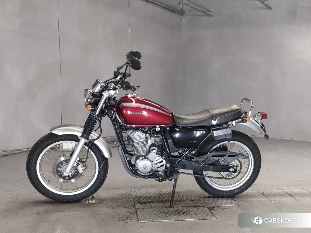 Проданный Honda CB223S 2013 из Японии