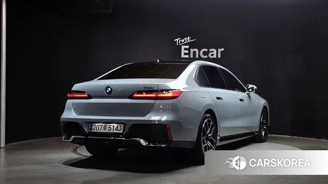 BMW 7 Series (G70) id 3726170 из Кореи 12