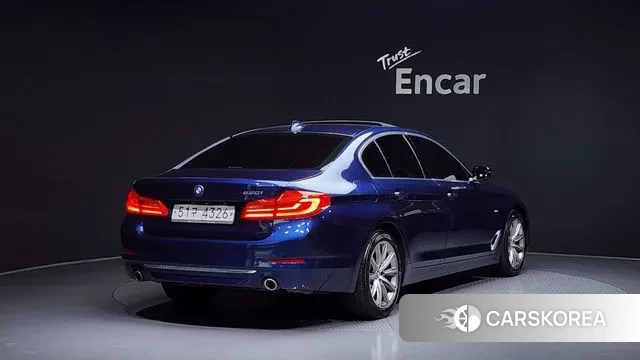 BMW 5 Series (G30) id 3302876 из Кореи 12