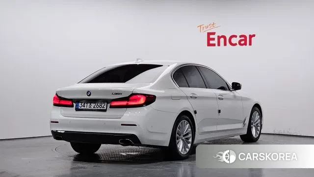 BMW 5 Series (G30) id 2931908 из Кореи 12