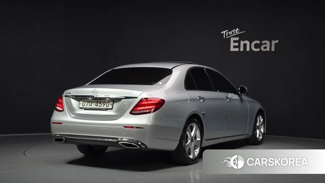 Mercedes-Benz E-Class W213 id 4713432 из Кореи 12