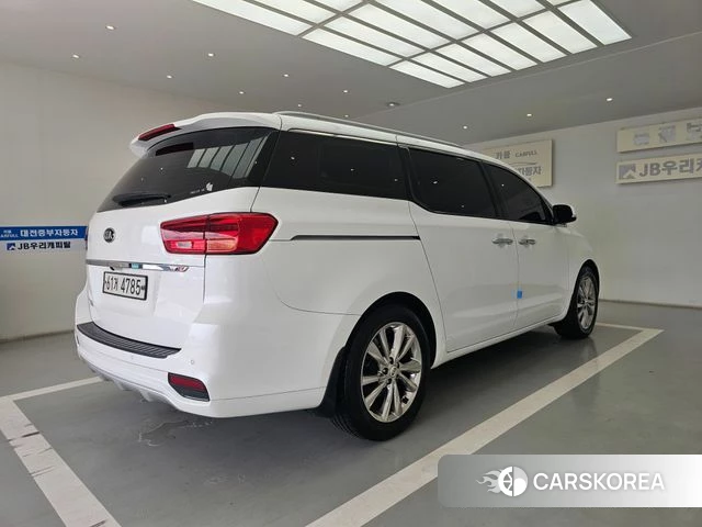 Kia The New Carnival id 4836945 из Кореи 12