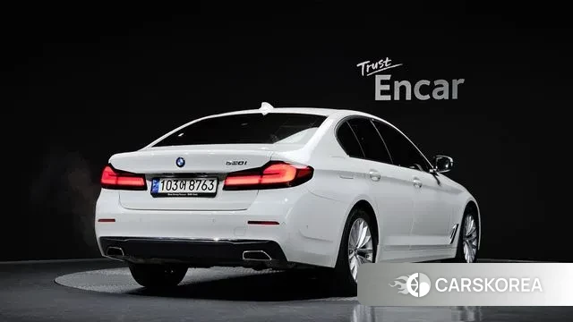 BMW 5 Series (G30) id 2994465 из Кореи 12