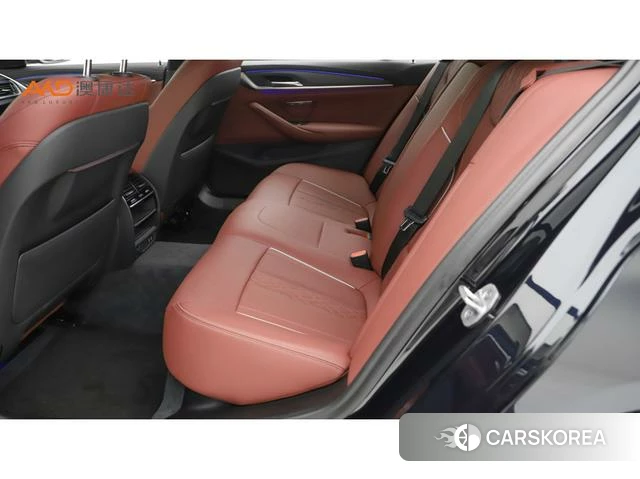 BMW 5 series 2021 Зеленый из Китая, фото 2