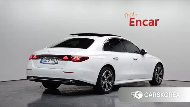 Mercedes-Benz E-Class W214 id 3733897 из Кореи 12