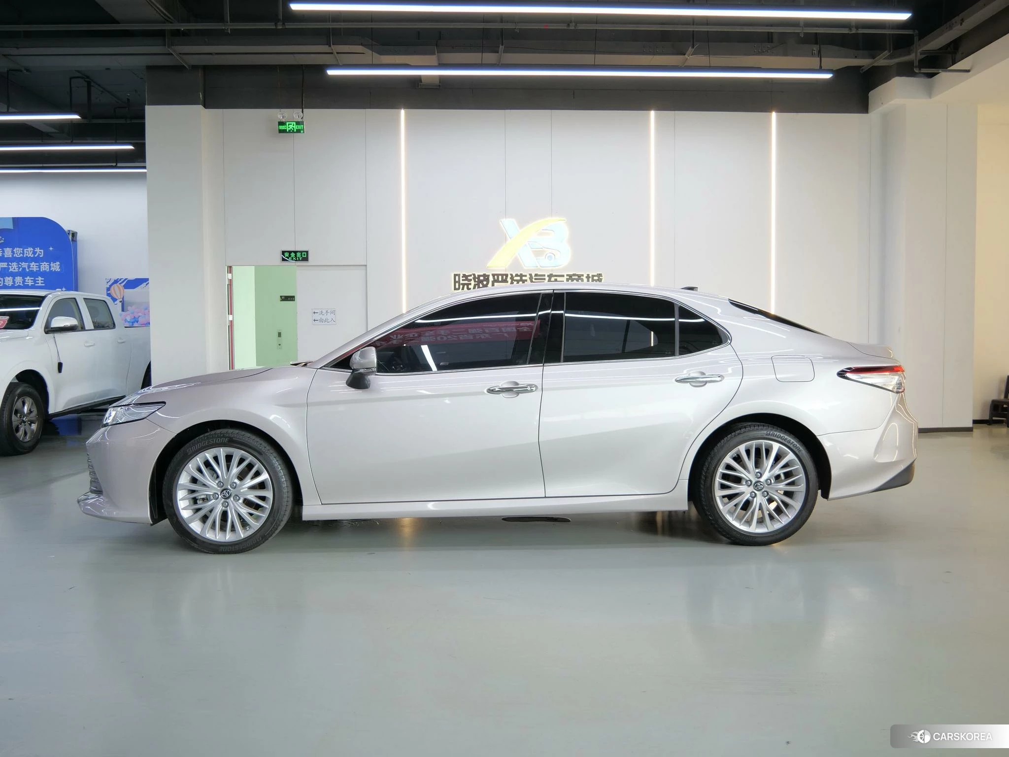 Toyota Camry id 4493070 из Китая 9