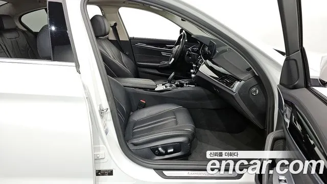 BMW 5 Series (G30) id 2671978 из Кореи 12