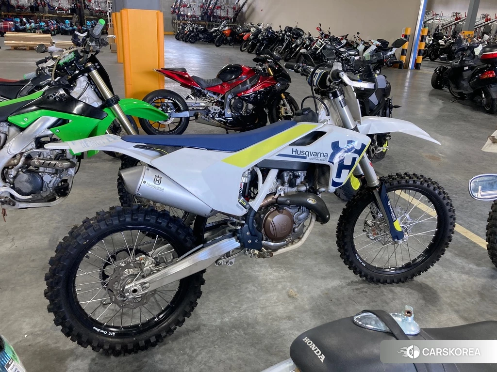 Проданный Husqvarna FC450 2017 из Японии