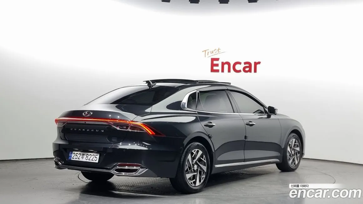 Hyundai The New Grandeur IG Hybrid id 1984208 из Кореи 12