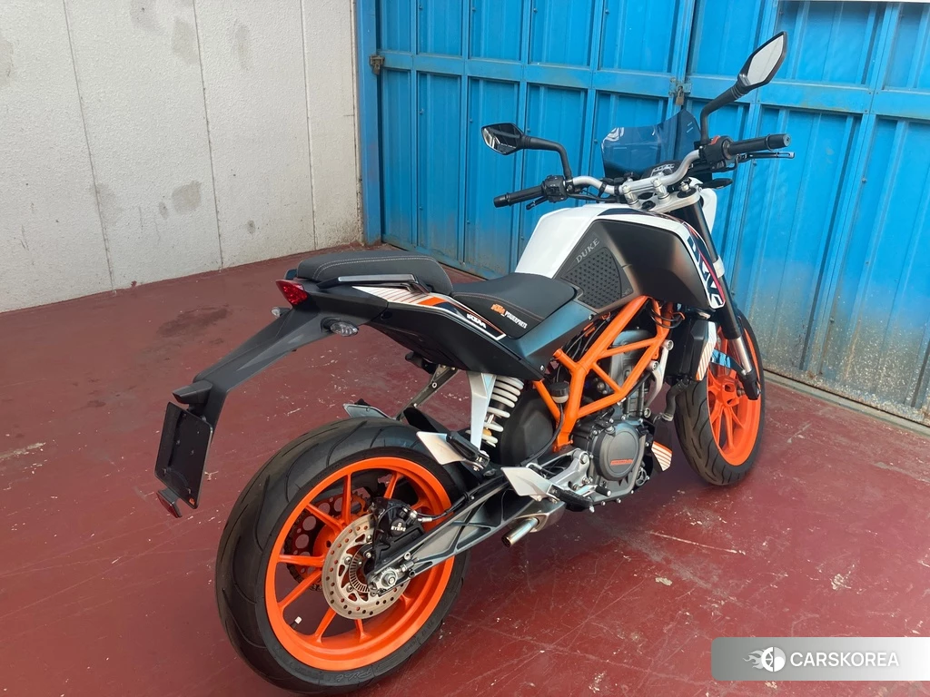 Проданный KTM 390 DUKE 2014 из Японии, фото 2