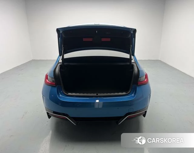 BMW i3 id 4387555 из Китая 12