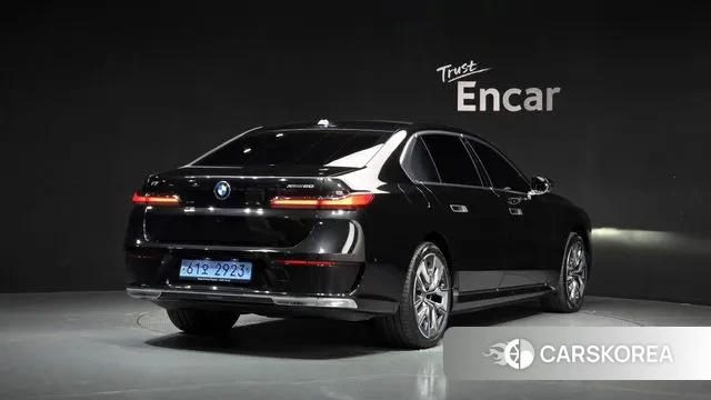 BMW i7 (G70) id 3534129 из Кореи 12