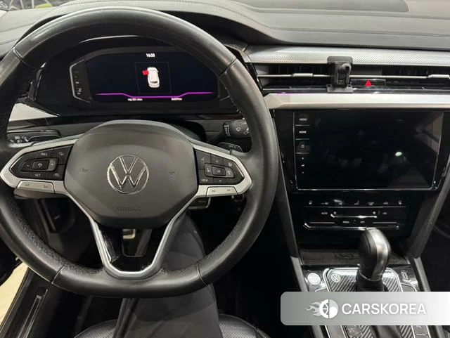 Volkswagen CC 2024 Серебристо-серый из Китая, фото 2