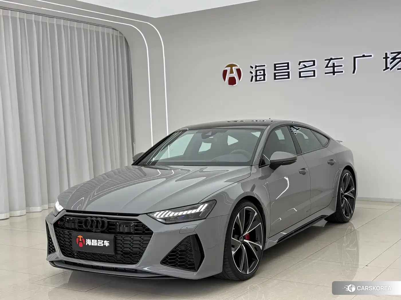 Audi RS 7 2025 Silver/gray из Китая, фото 2