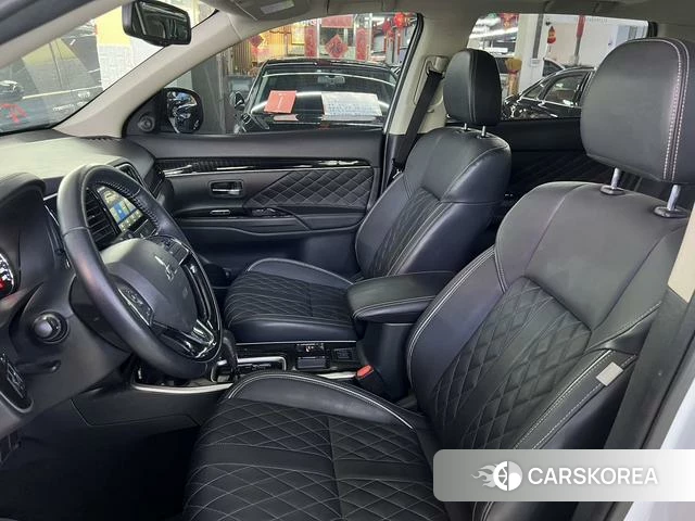 Mitsubishi  Outlander id 4207898 из Китая 12