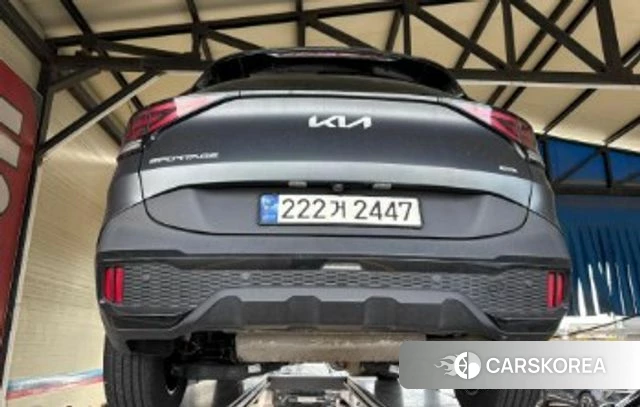 Kia Sportage 5th Generation Hybrid 2024 Серый из Кореи, фото 2