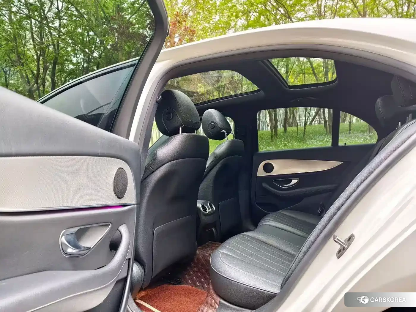 Mercedes-Benz E-Class 2019 Белый из Китая, фото 2