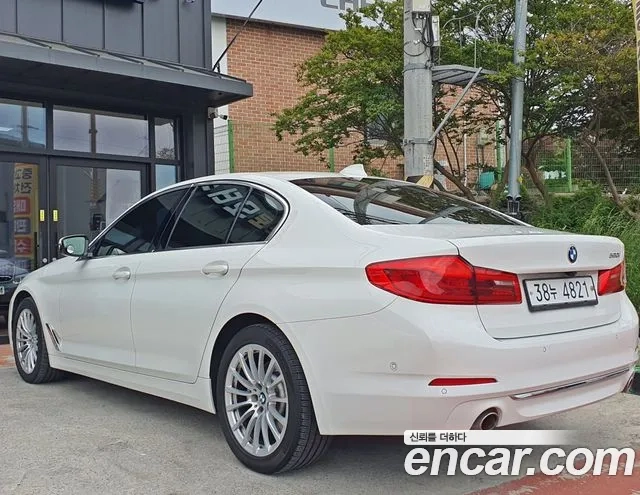 BMW 5 Series (G30) id 2907679 из Кореи 4