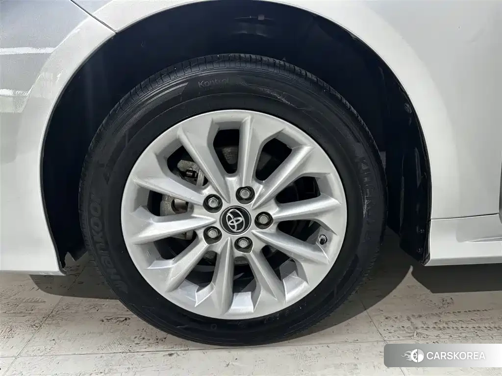 Toyota Corolla id 4548066 из Китая 12