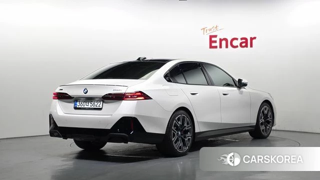 BMW 5 Series (G60) id 4499267 из Кореи 12