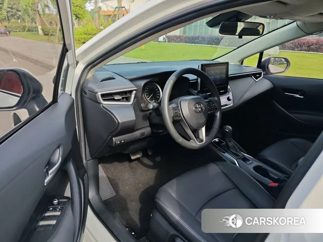 Toyota Corolla 2021 Белый из Китая, фото 5