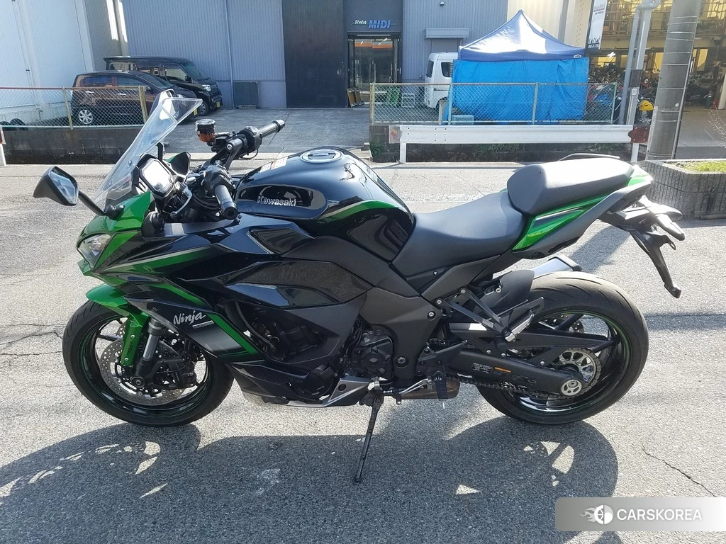 Проданный Kawasaki NINJA 1000 SX 2021 из Японии, фото 2