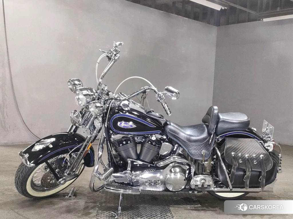 Проданный Harley-Davidson Heritage Springer FLSTS1340 2010 из Японии